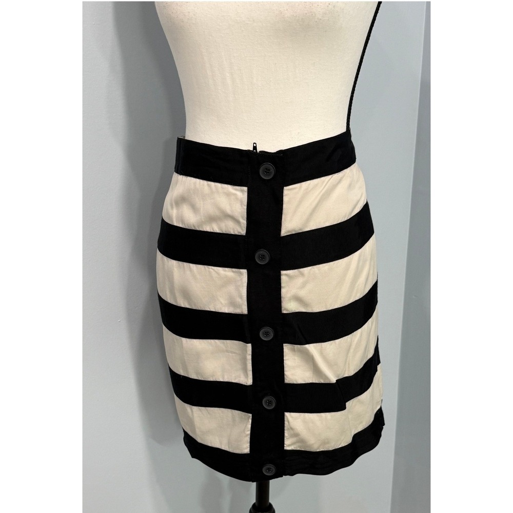Club Monaco Size 12 Black Cream Striped Button Front Mini Skirt Preppy